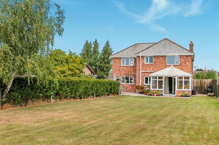 5 Bedroom Detached House For Sale In Station Road, Firsby, Spilsby, PE23