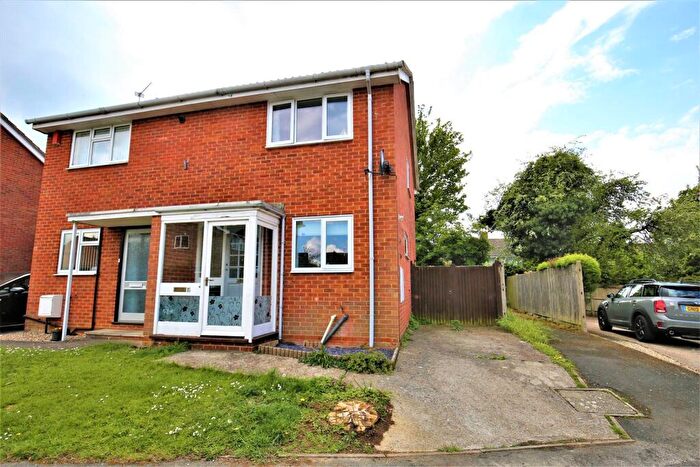 2 Bedroom Semi-Detached House For Sale In Hillden Shaw, Maidstone, ME15