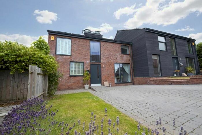 3 Bedroom Semi-Detached House For Sale In Orchard Close, Church Lench, Evesham, WR11