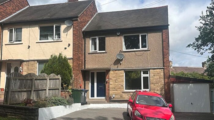 3 Bedroom Town House For Sale In The Bank, Eccleshill, BD10
