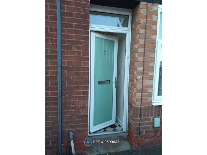 2 Bedroom Maisonette To Rent In Oswald Road, Oswestry, SY11