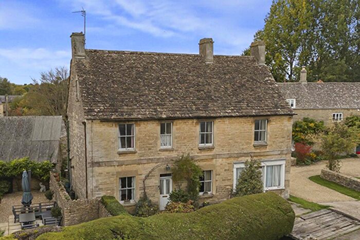 4 Bedroom Detached House For Sale In High Road, Ashton Keynes, Wiltshire, SN6