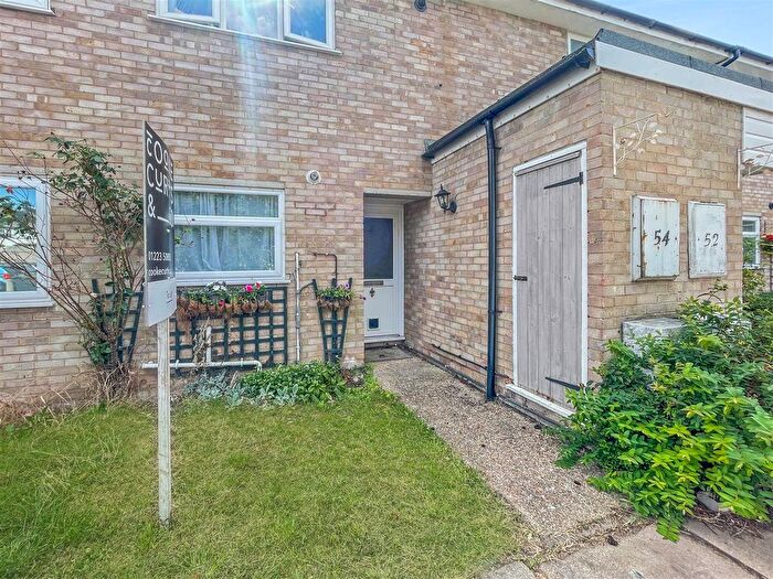2 Bedroom Flat To Rent In Birch Trees Road, Great Shelford, CB22