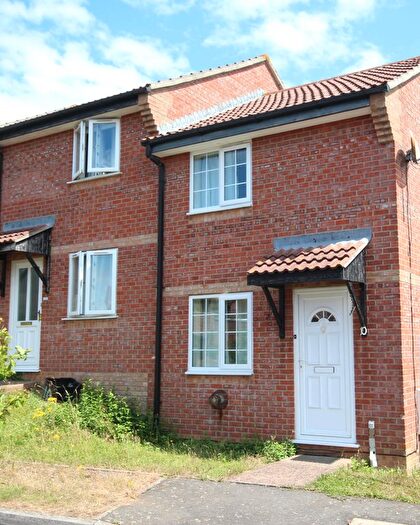 2 Bedroom Semi-Detached House To Rent In Biddiscombe Close, Bridgwater, TA6