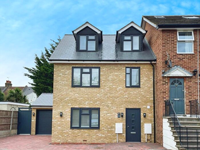 4 Bedroom End Of Terrace House To Rent In Verbena Close, London, E16