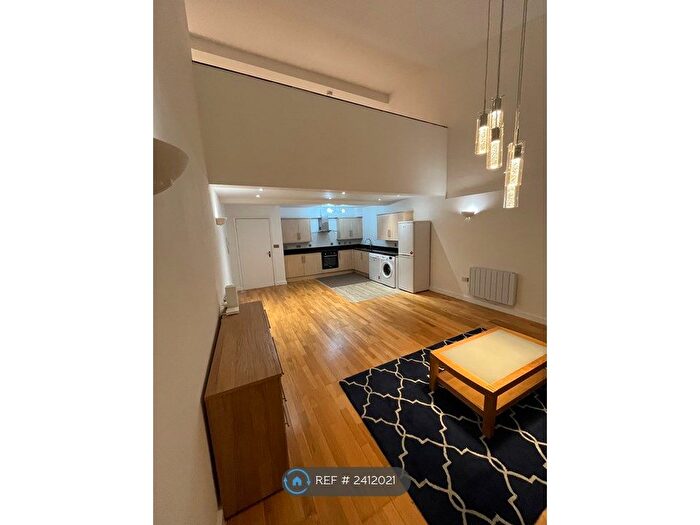 2 Bedroom Flat To Rent In The Vista Building, London, SE18