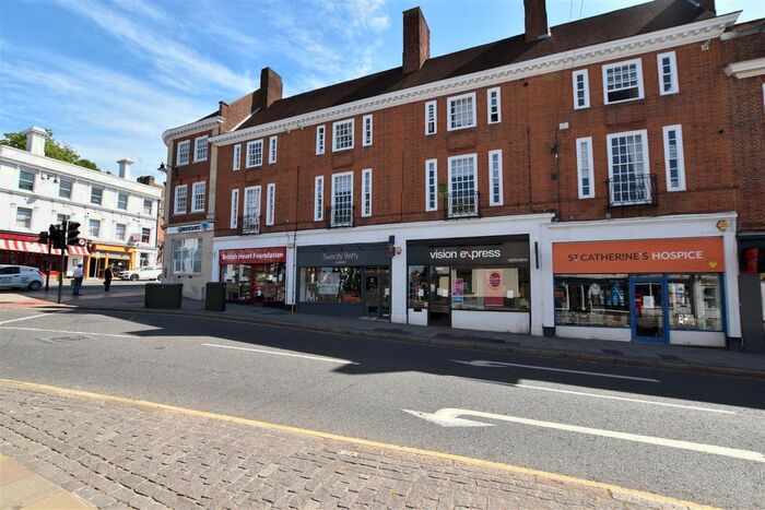 2 Bedroom Flat To Rent In Bell Street, Reigate, RH2