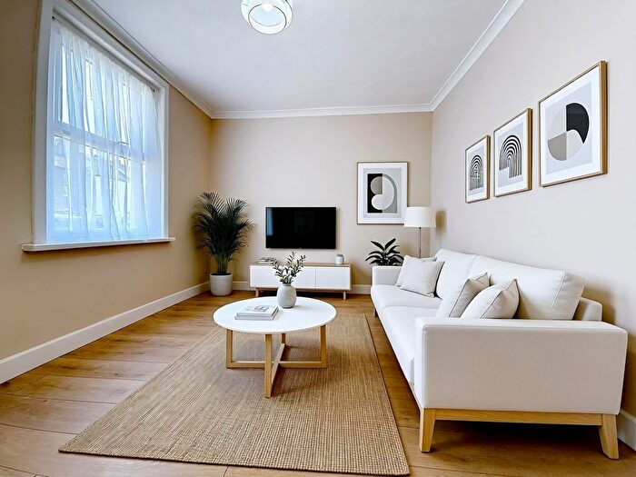 2 Bedroom Terraced House For Sale In Sutcliffe Road, London, SE18
