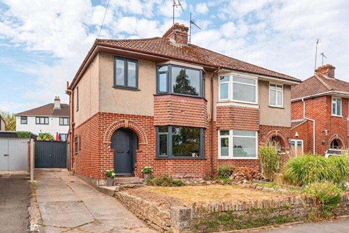 3 Bedroom Semi Detached House For Sale In Vallis Road, Frome, BA11
