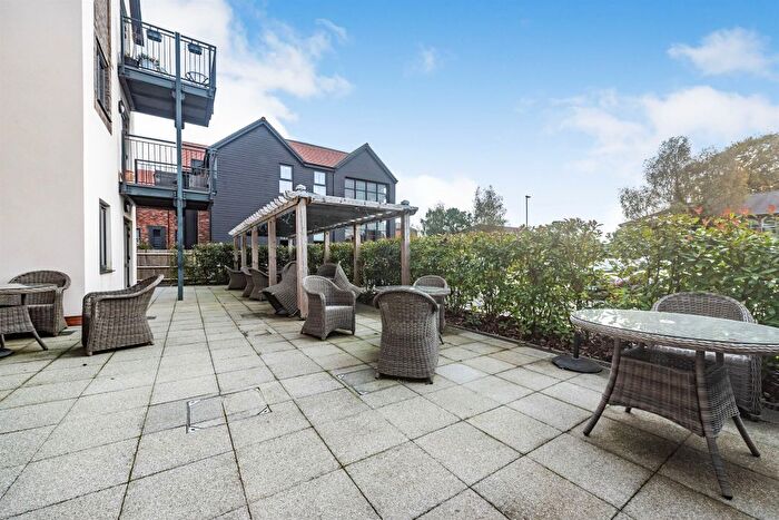 1 Bedroom Flat For Sale In Shortwood Copse Lane, Basingstoke, RG23