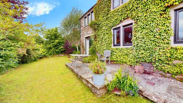 3 Bedroom Detached House For Sale In Lower Croft, Stainforth, Settle, BD24