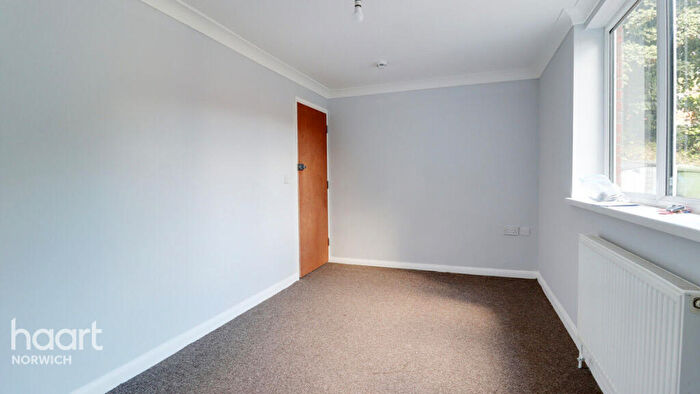 1 Bedroom Apartment To Rent In Thorpe Hall Close, Norwich, NR7