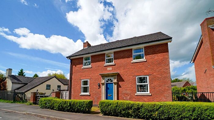 5 Bedroom Detached House For Sale In Pool View, Winterley, CW11