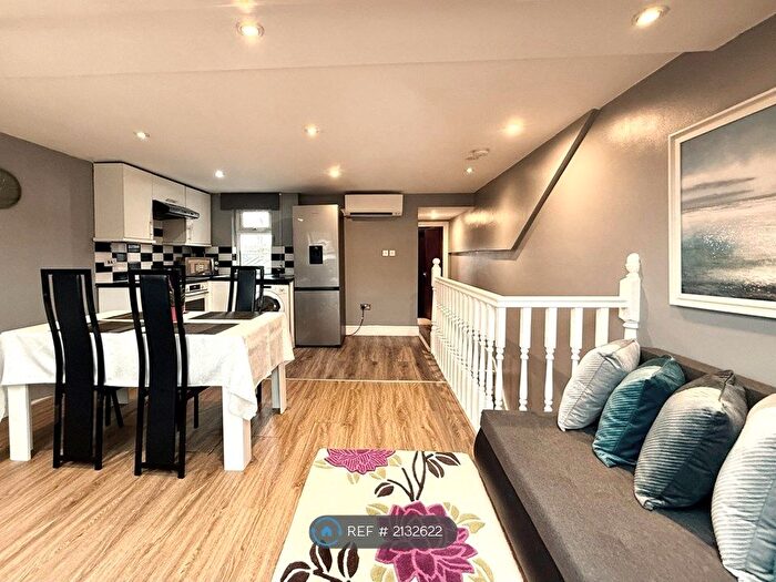 1 Bedroom Flat To Rent In Forest Road, London, E17