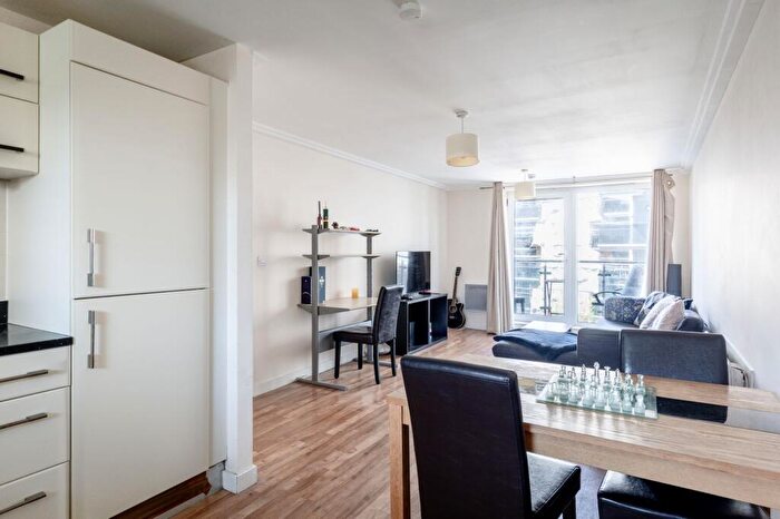 2 Bedroom Flat To Rent In Fleet Street, Brighton, BN1