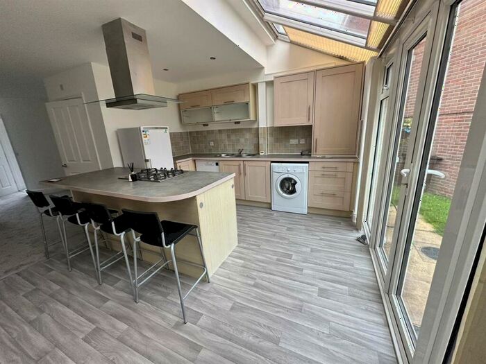 3 Bedroom Semi-Detached House To Rent In Cambie Crescent, CO4