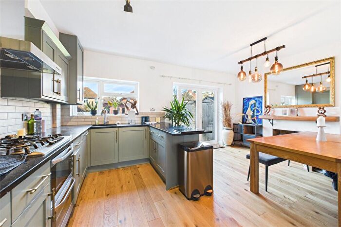 3 Bedroom Detached House To Rent In Alexandra Avenue, Camberley, Surrey, GU15