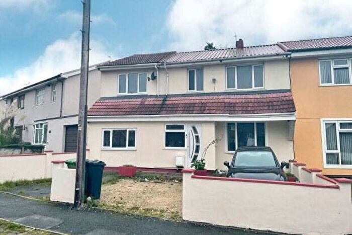 7 Bedroom Semi-Detached House To Rent In Severn Road, Walsall, WS3