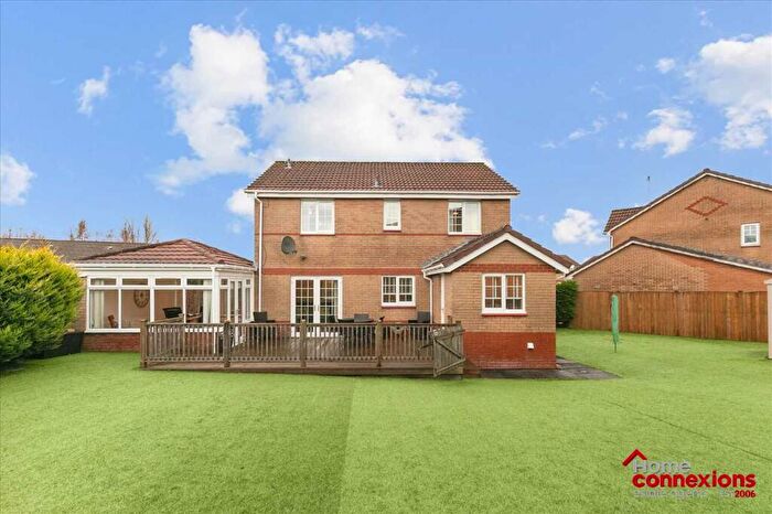 5 Bedroom Detached House For Sale In Wintergreen Court, Stewartfield, East Kilbride, G74