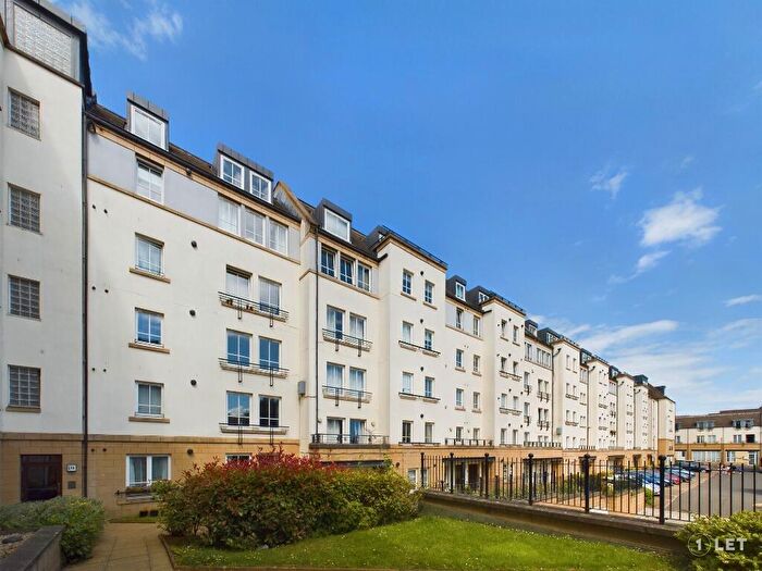 2 Bedroom Flat To Rent In Annandale Street, Bellevue, Edinburgh, EH7