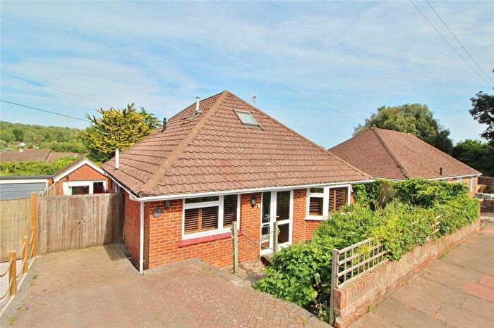 3 Bedroom Detached House For Sale In Parham Road, Findon Valley, Worthing, West Sussex, BN14