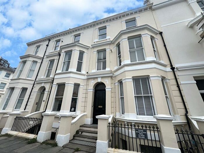 2 Bedroom Flat To Rent In St Catherines Terrace, Hove, BN3