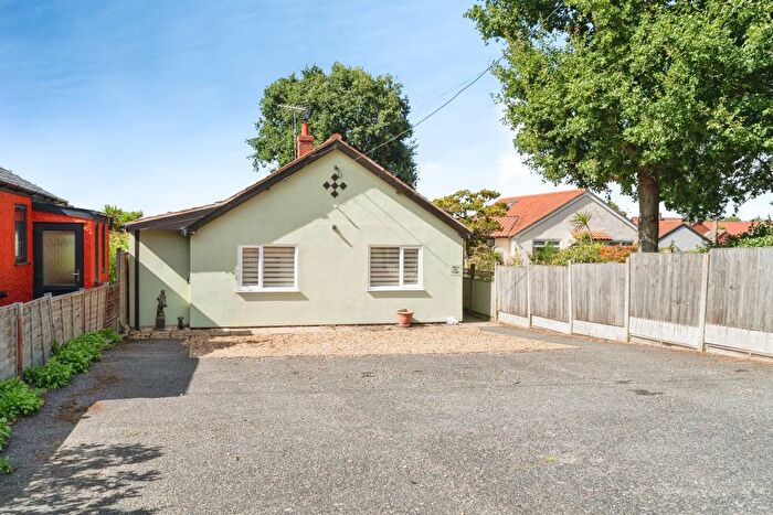 2 Bedroom Detached Bungalow For Sale In Norwich Road, Cromer, NR27