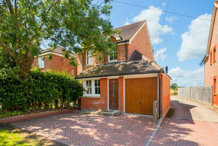 4 Bedroom Detached House To Rent In Brimpton Road Brimpton, RG7