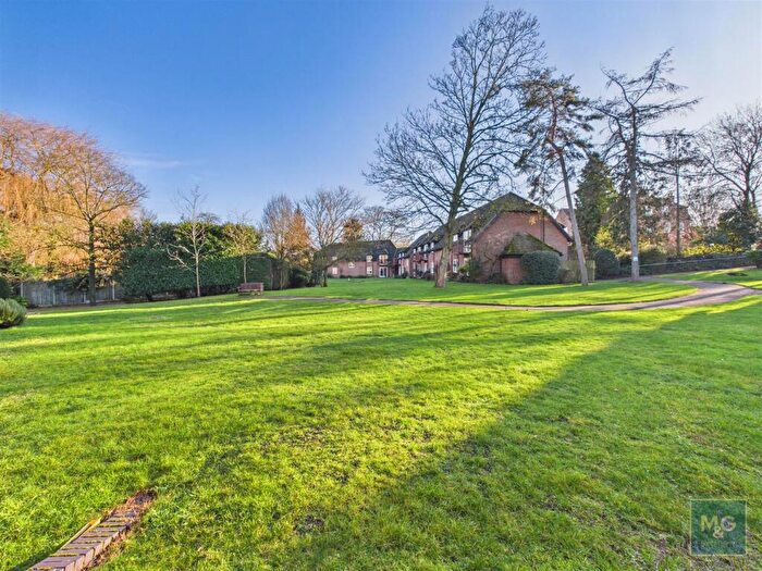 2 Bedroom Apartment For Sale In Rougham Road, Bury St. Edmunds, IP33