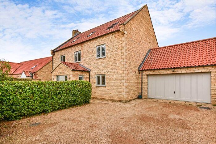 6 Bedroom Detached House For Sale In Dickens Close, Langtoft, PE6
