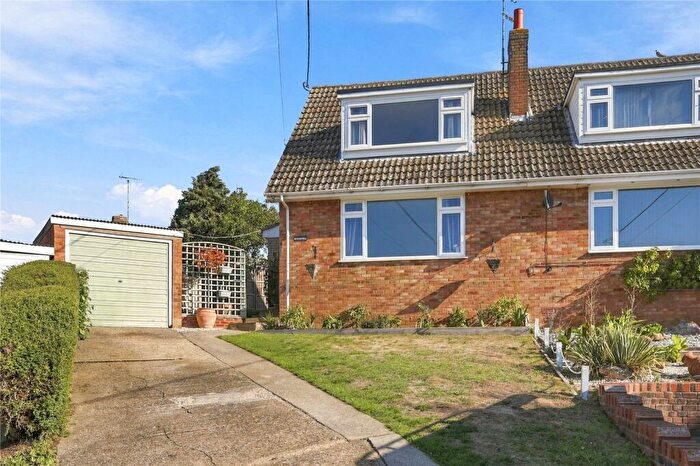 3 Bedroom Semi-Detached House For Sale In High Street, Wethersfield, Braintree, Essex, CM7