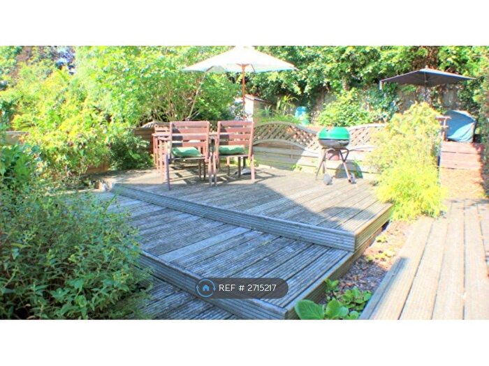 1 Bedroom Flat To Rent In Thornlaw Road, London, SE27