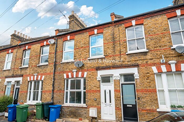 4 Bedroom Detached House To Rent In Holbeck Row, London, SE15