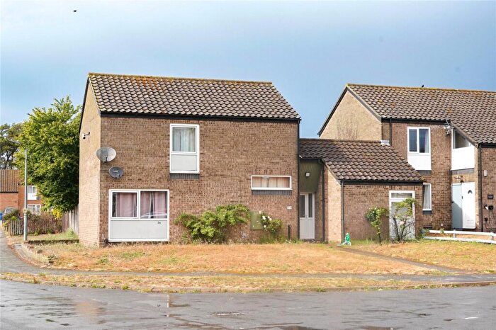4 Bedroom Link Detached House For Sale In Eriswell Drive, Lakenheath, Brandon, Suffolk, IP27