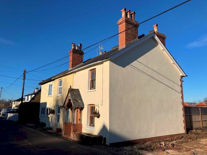 2 Bedroom End Of Terrace House To Rent In Bentley, Farnham, GU10