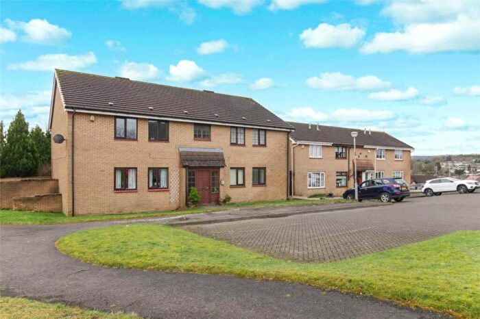 2 Bedroom Flat To Rent In Gamrie Drive, Crookston, Glasgow, G53