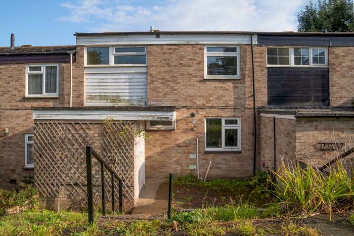 4 Bedroom House To Rent In Hovenden Close, Canterbury, CT2