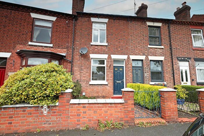 3 Bedroom Terraced House For Sale In Oulton Road, Stone, ST15