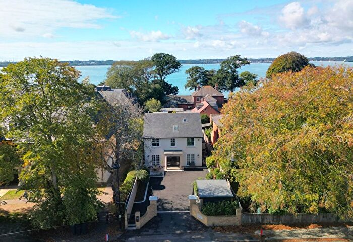 5 Bedroom Detached House For Sale In Victoria Road, Netley Abbey, SO31