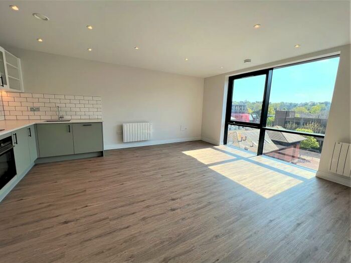 2 Bedroom Apartment To Rent In Camberley, GU15