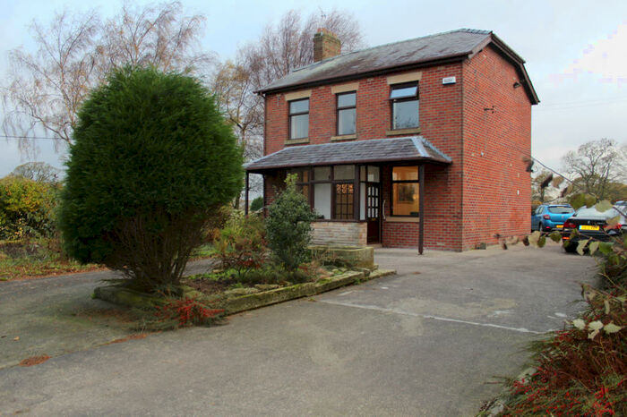 3 Bedroom Detached House To Rent In Crowlady Farm, Lea Lane, Bartle, PR4