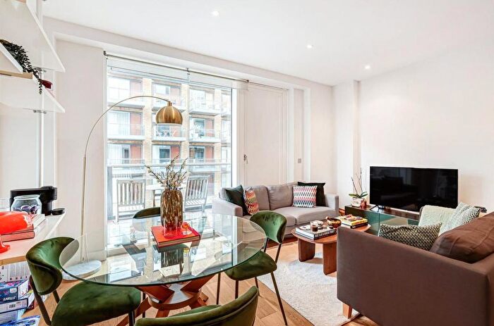 2 Bedroom Flat For Sale In Hirst Court, Grosvenor Waterside, Gatliff Road, Sloane Square, London, SW1W