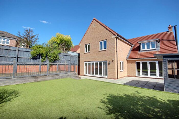 4 Bedroom Detached House For Sale In Nursery Close, Swanland, HU14
