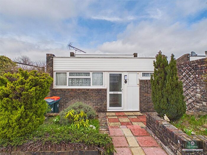 1 Bedroom Terraced Bungalow For Sale In Forestfield, Furnace Green, RH10