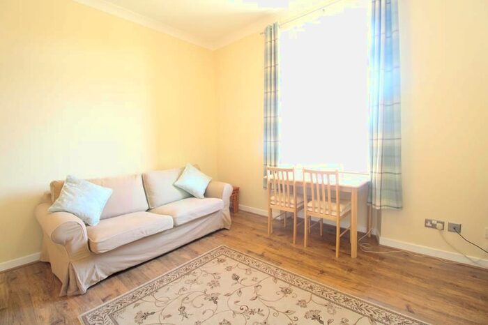 1 Bedroom Flat To Rent In Skene Square, Second Floor, AB25