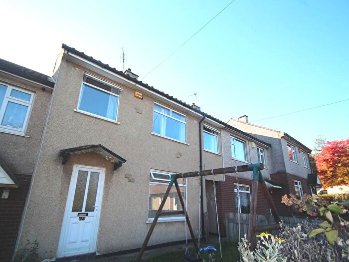 4 Bedroom Terraced House To Rent In Kesteven Road, Bradford, BD4