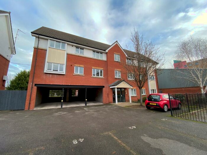 2 Bedroom Flat To Rent In Barnsdale Close, Loughborough, LE11