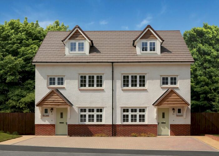 4 Bedroom Semi-Detached House For Sale In Nether Mayne Langdon Hills Essex, SS16