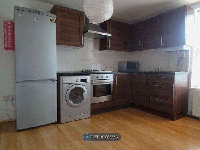 1 Bedroom Flat To Rent In William Street, Reading, RG1