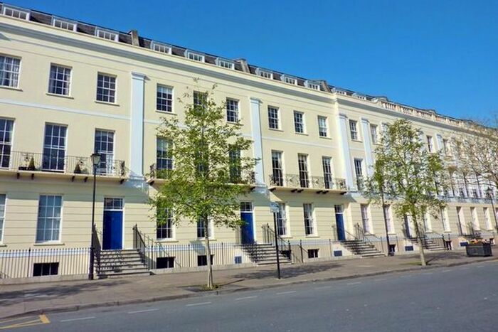 3 Bedroom Flat To Rent In The Broad Walk, Imperial Square, Cheltenham, GL50